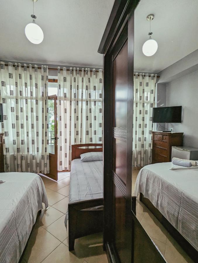Vila Vadeha Pogradec Exterior foto