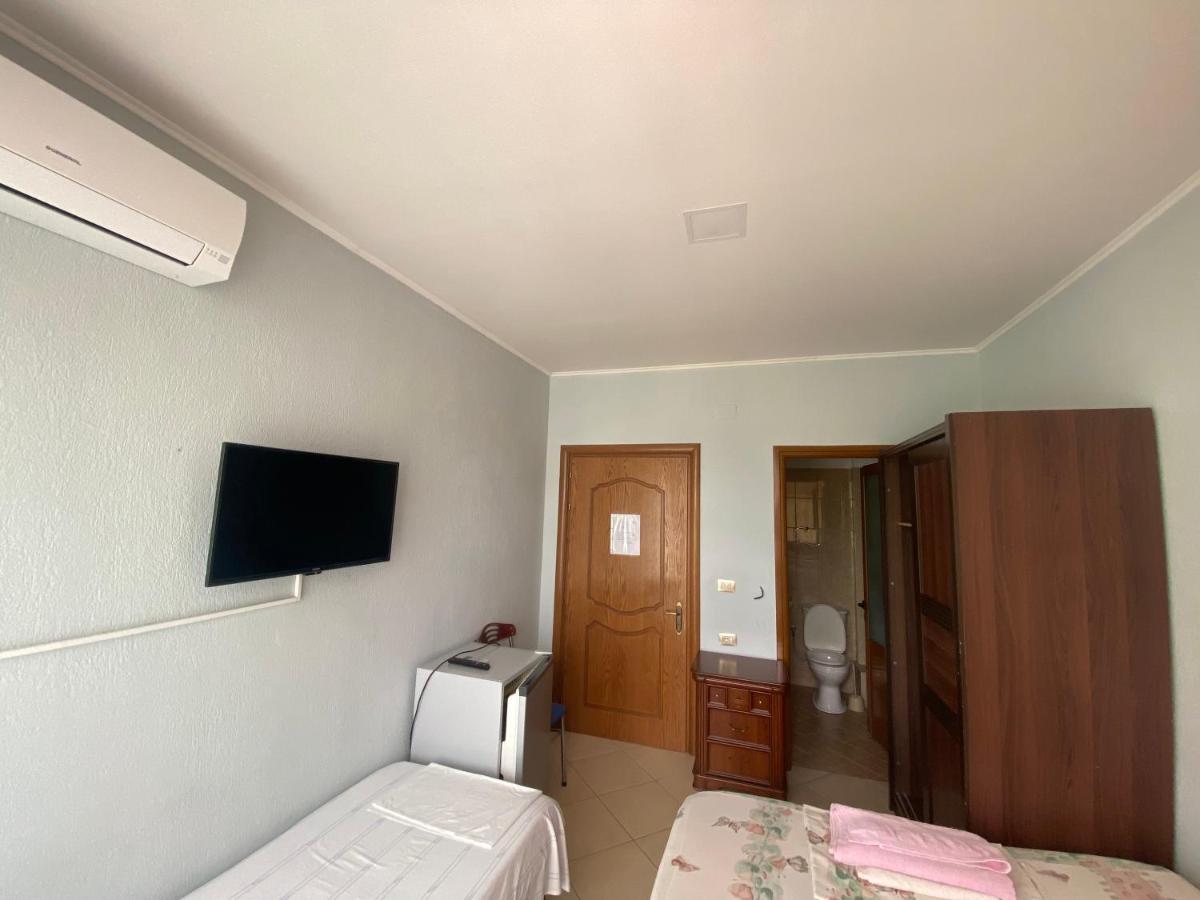 Vila Vadeha Pogradec Exterior foto
